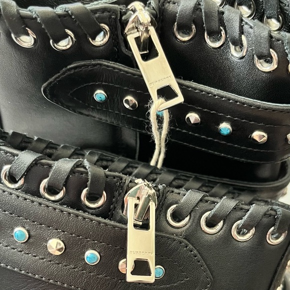 NEW Burberry Women’s Albertina Studded Peep-Toe Booties size 38.5 Black - Picture 13 of 14